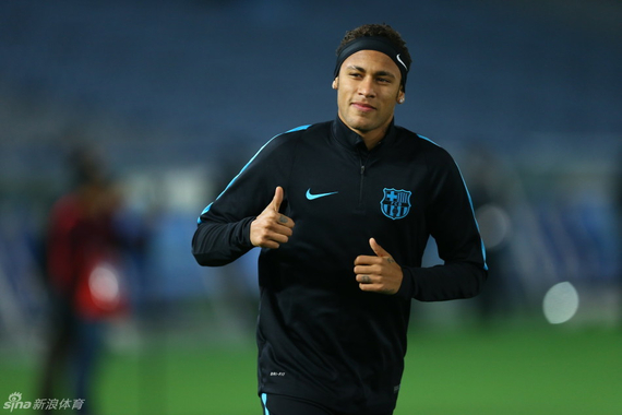 感受赛场激 感受赛场激